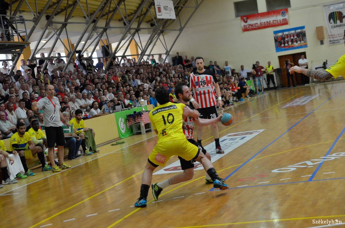 •  Fotó: Barabas Akos