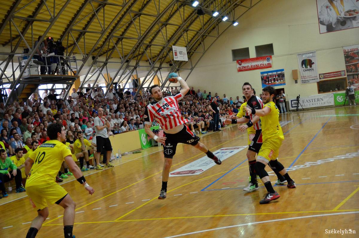•  Fotó: Barabas Akos