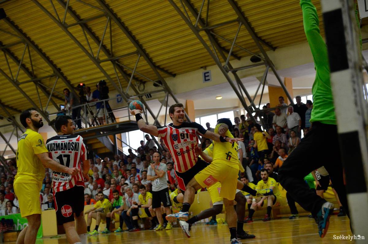 •  Fotó: Barabas Akos