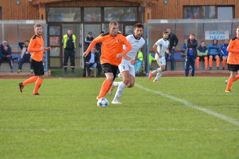 Egy pontot elhozott Radnótról az SZFC