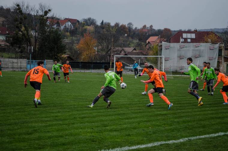 Győzelemmel hangoltak a rangadóra
