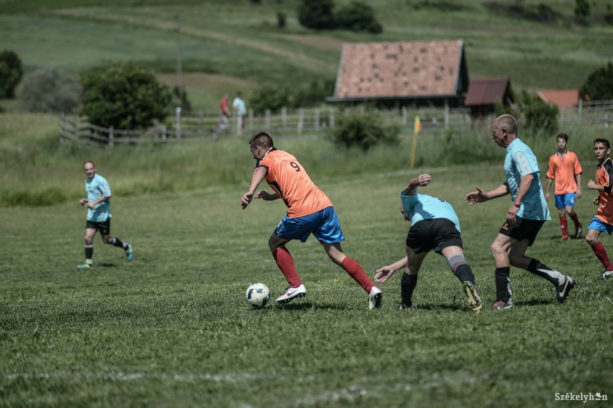 &bullet;  Fotó: Barabás Ákos