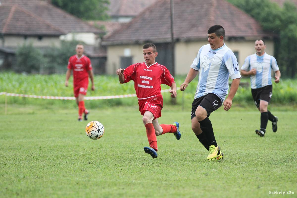 &bullet;  Fotó: Pál Árpád