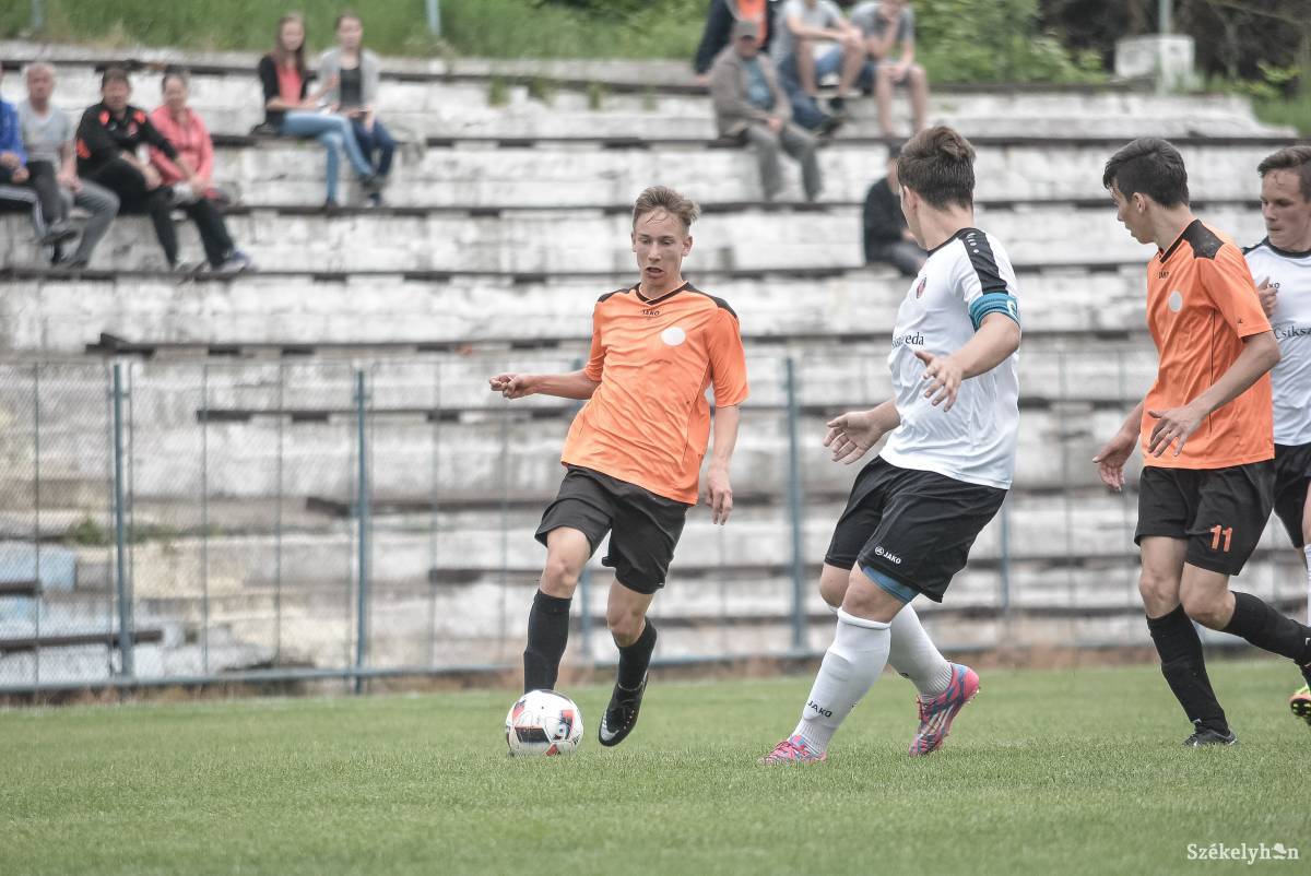 Két ifjúsági csapatot is beneveznek az országos bajnokságba &bullet;  Fotó: Barabás Ákos
