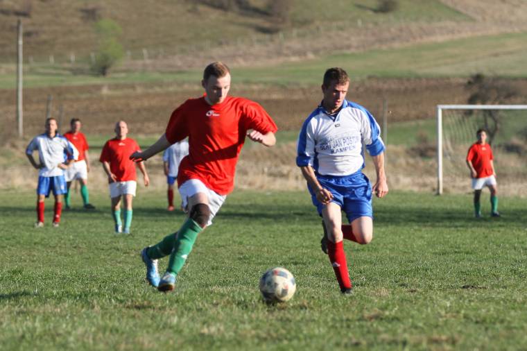 Feltételeket szabnak az amerikai befektetők a Grindeanu-kormánynak