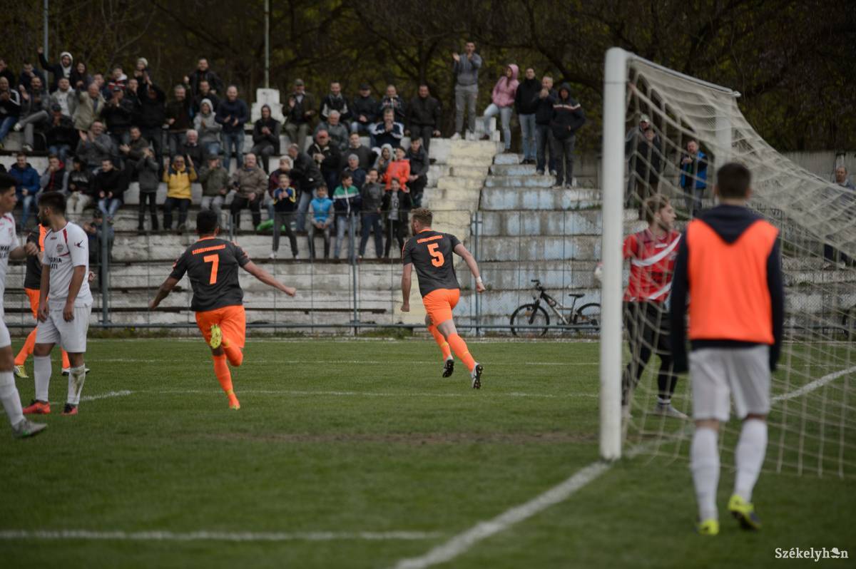 •  Fotó: Barabás Ákos