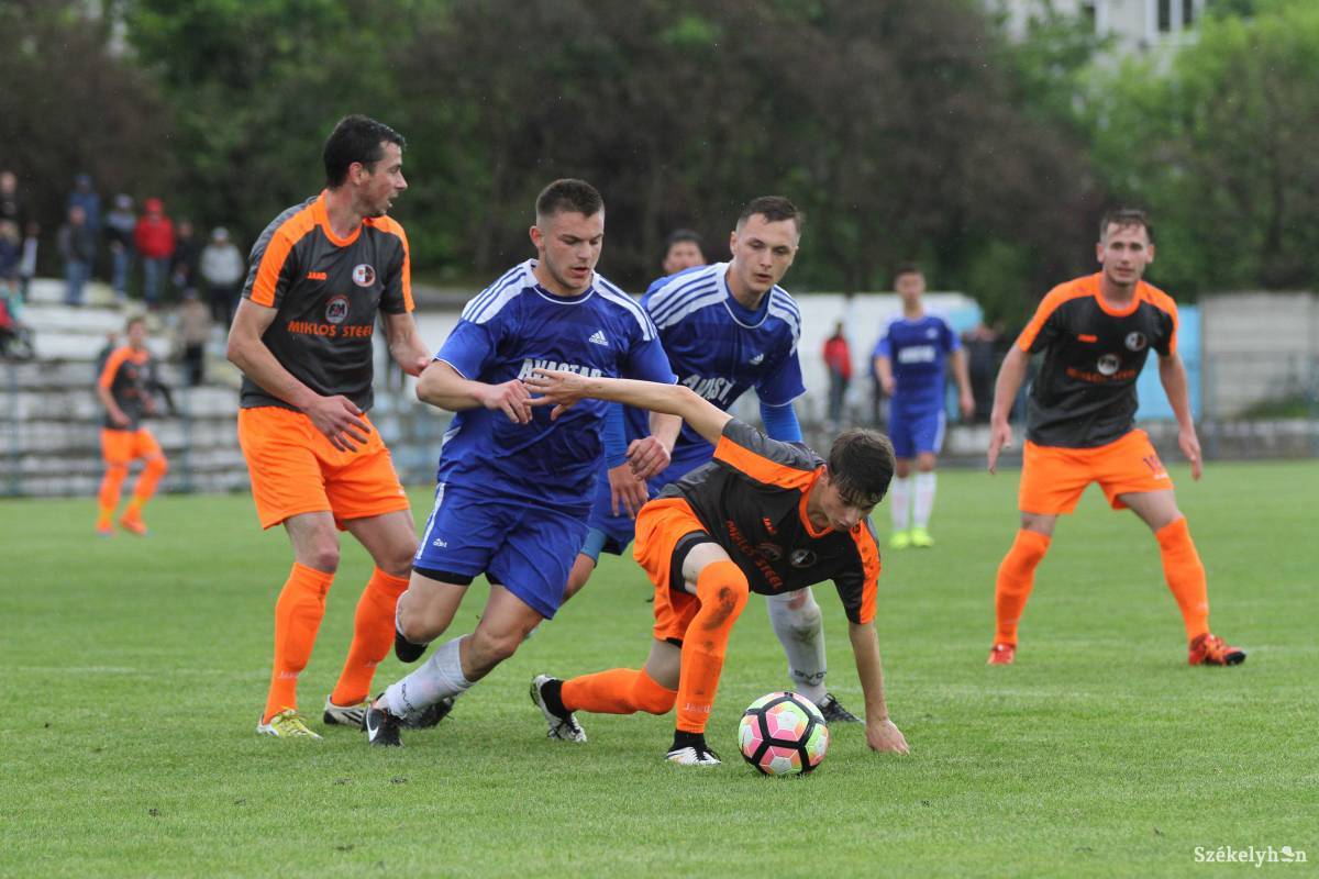 •  Fotó: Pál Árpád