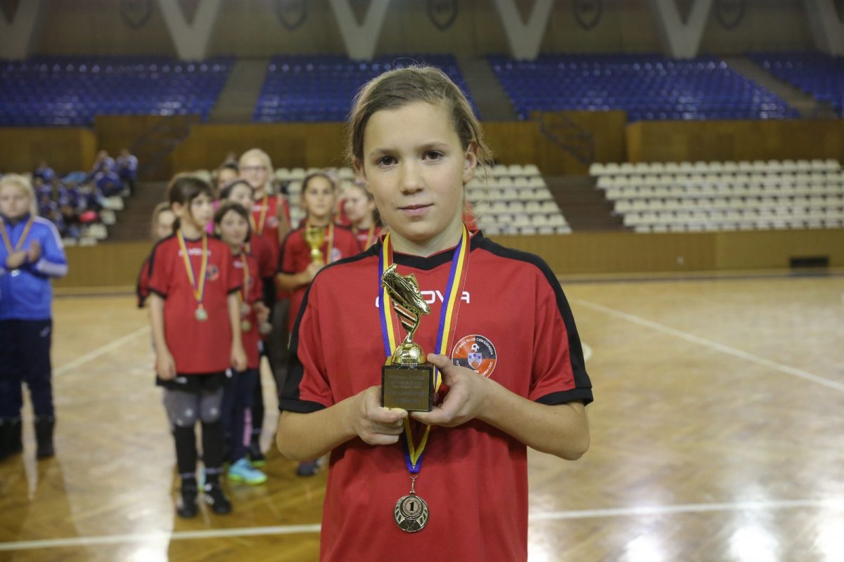 Szőke Eszter lett a legjobb játékos az U11-eseknél •  Fotó: Frf.ro