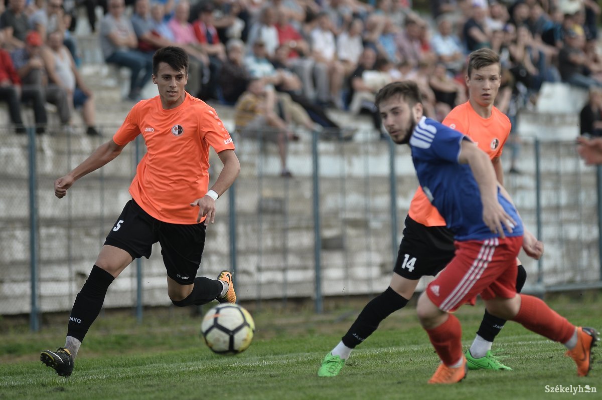 &bullet;  Fotó: Barabás Ákos