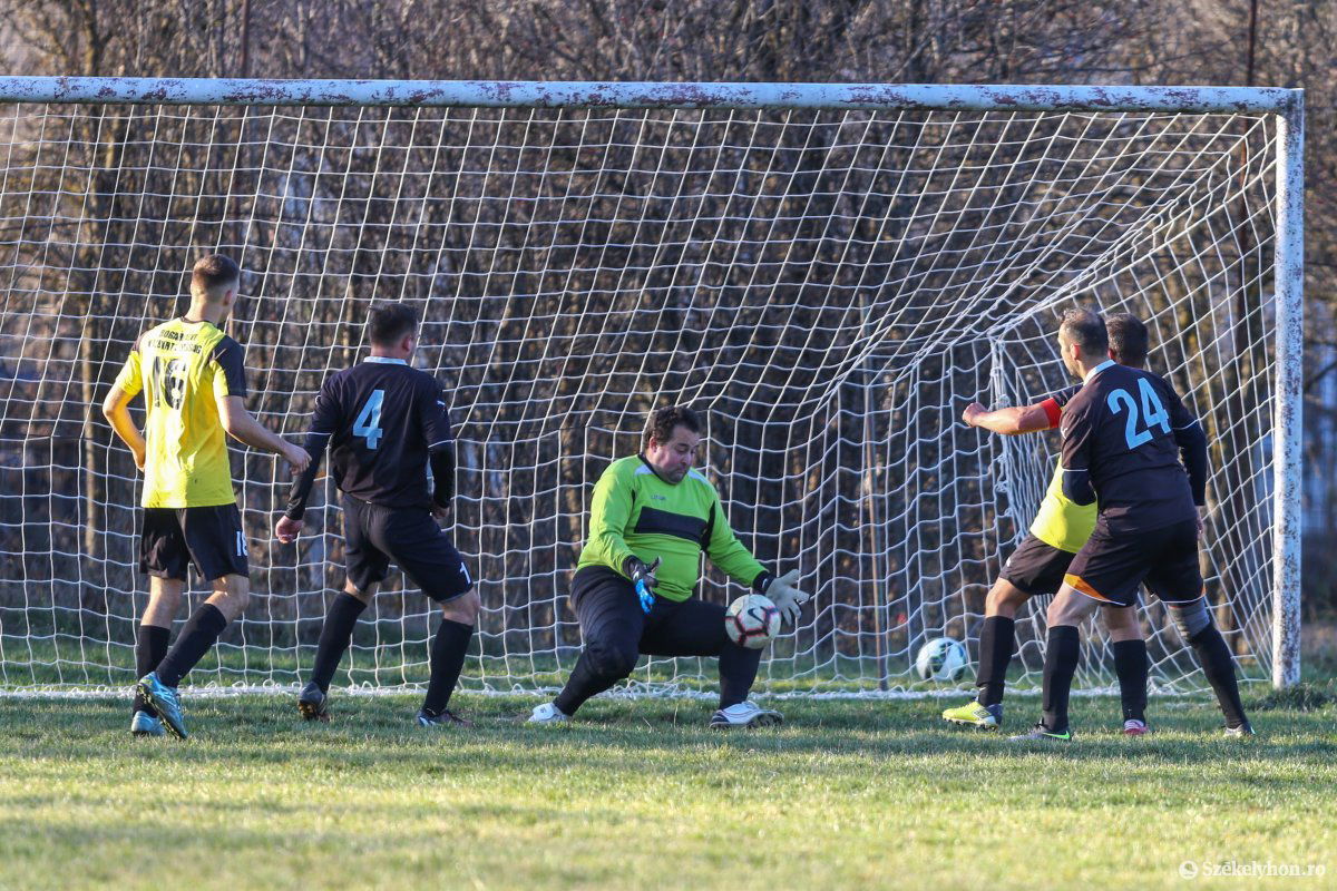 •  Fotó: Erdély Bálint Előd