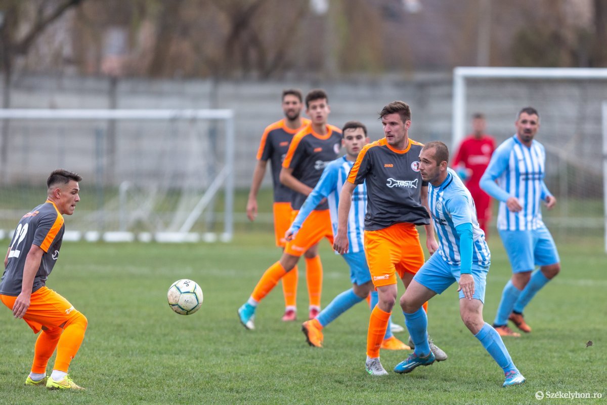 •  Fotó: Erdély Bálint Előd