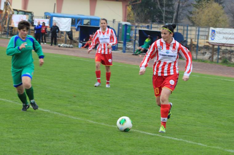 Laza mérkőzésen gurított tízet a Vasas Femina