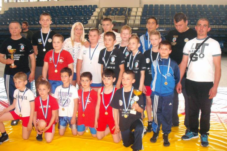 Külföldön bizonyítottak a fiatal birkózók