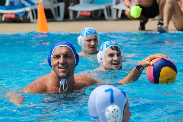 Vízilabda: világválogatottal csapnak össze az olimpiai bajnok Kemény-legények