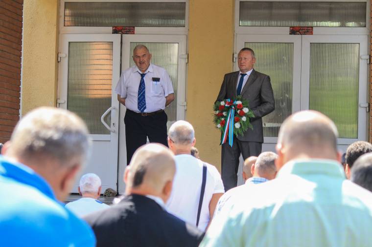Közel százan gyűltek össze