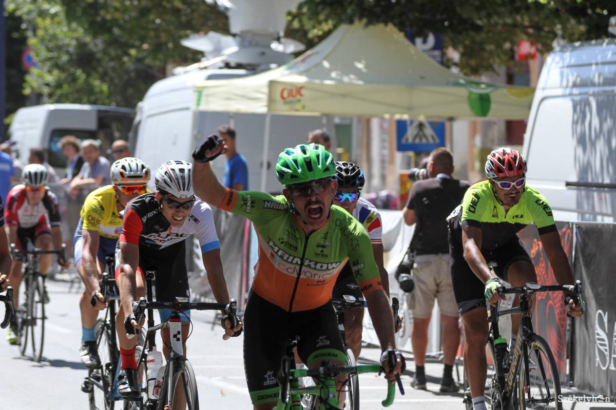 &bullet;  Fotó: Pál Árpád