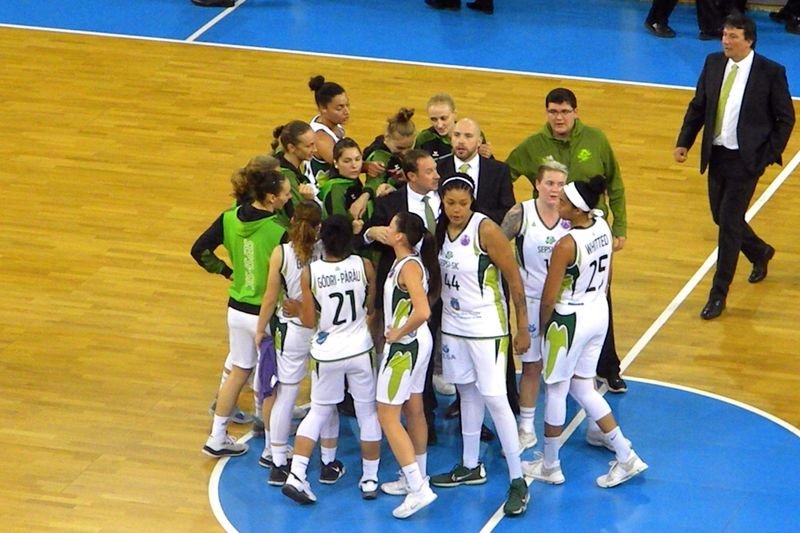 &bullet;  Fotó: Sánta Imre