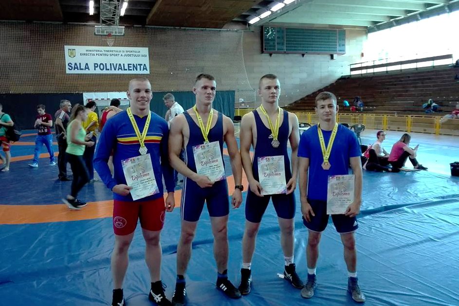 Gergen, Boros, Kovács és Juon az éremosztást követően &bullet;  Fotó: Székelyudvarhelyi Fások SK