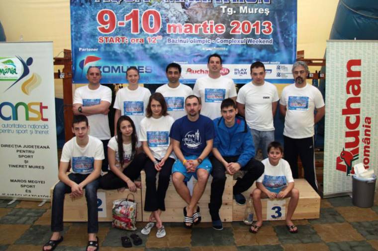 Harmadik helyen zárták az úszómaratont