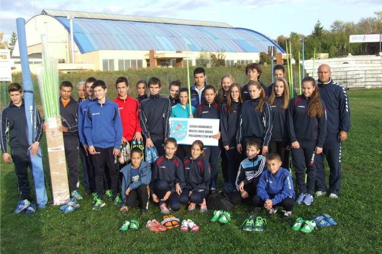Versenyévadot zártak az ISK atlétái