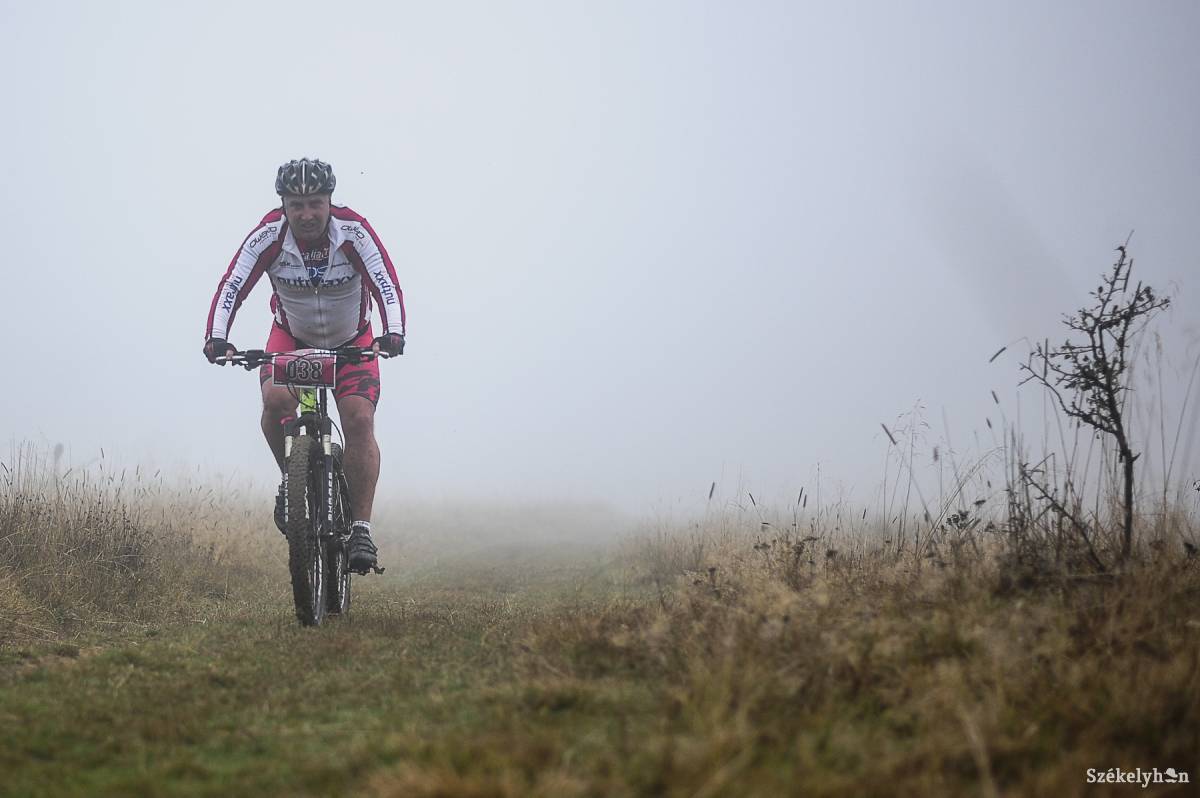 &bullet;  Fotó: Thomas Campean