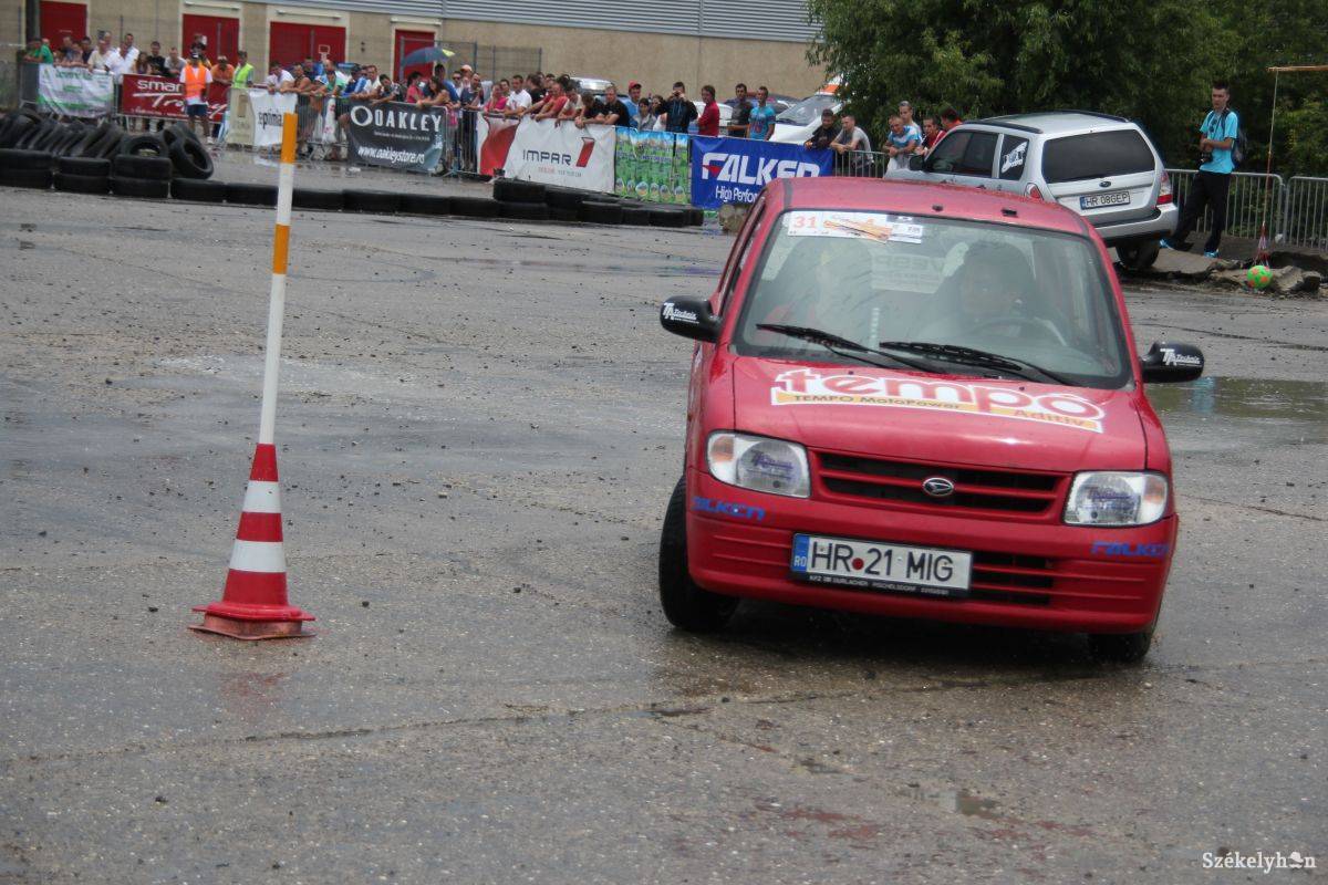 &bullet;  Fotó: Pál Gábor