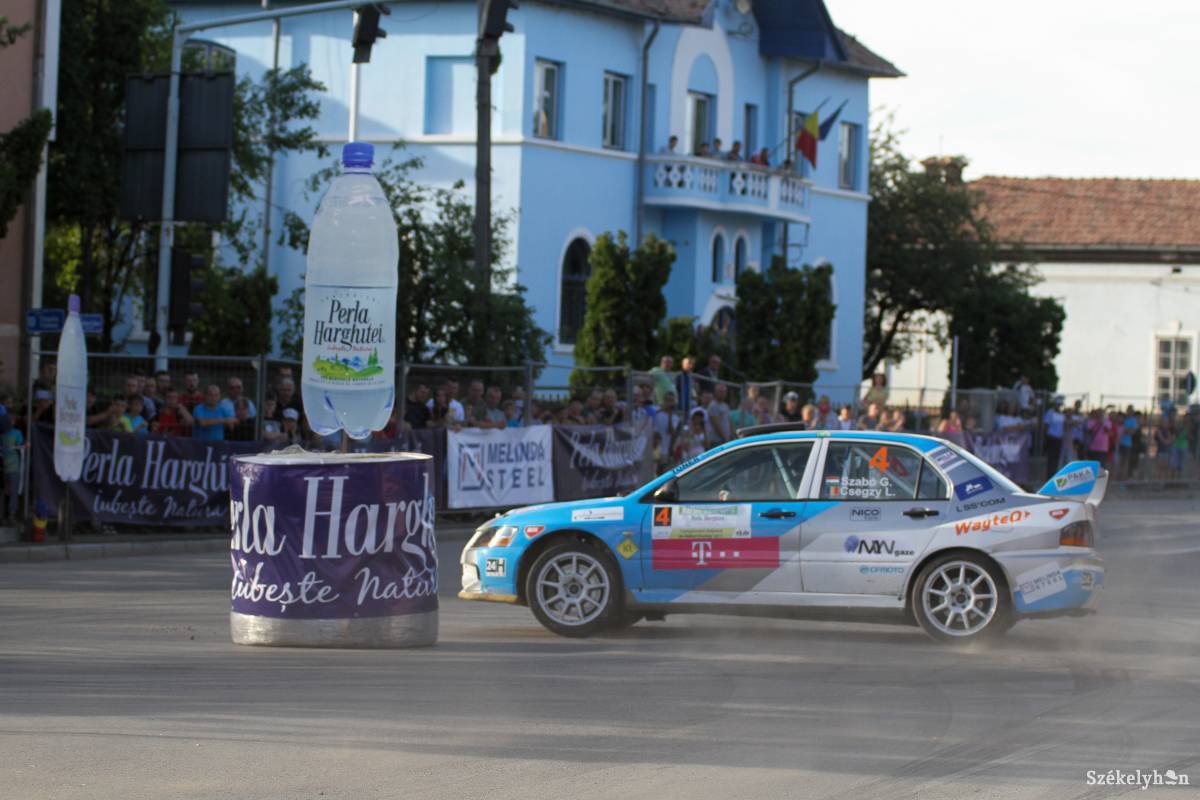 &bullet;  Fotó: Pál Árpád