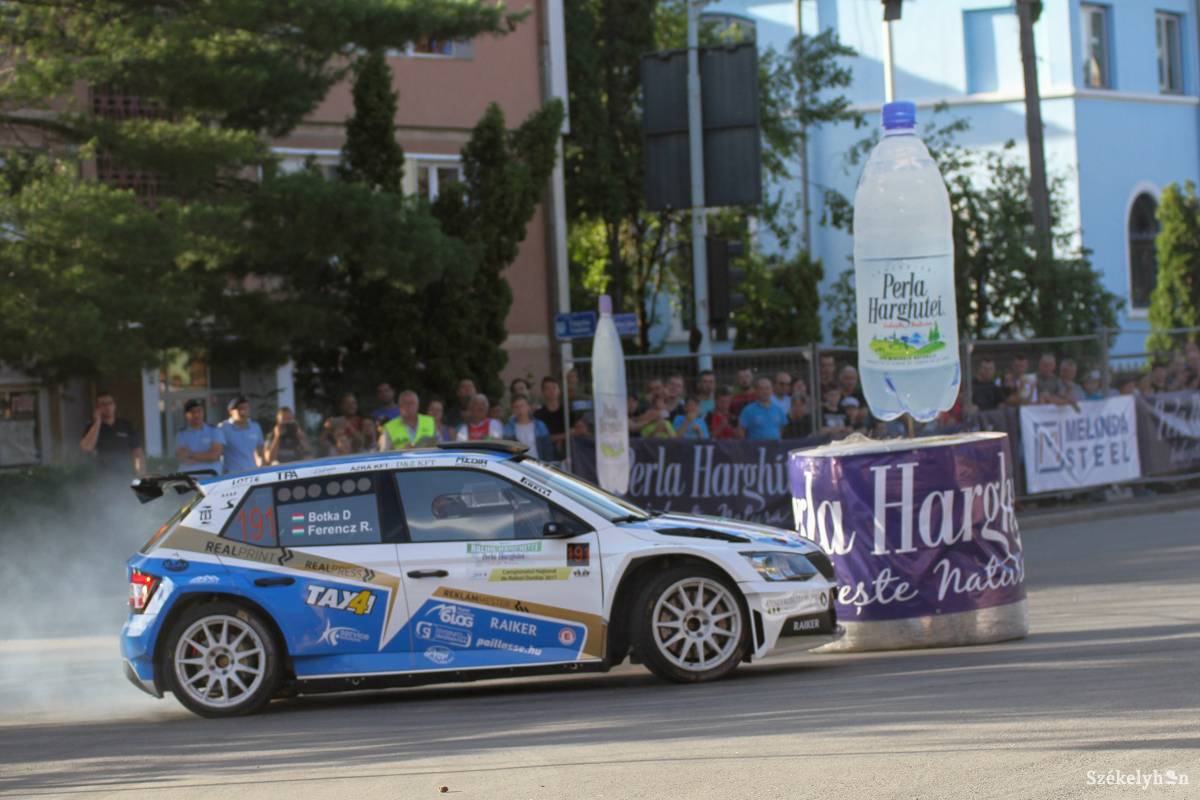 &bullet;  Fotó: Pál Árpád