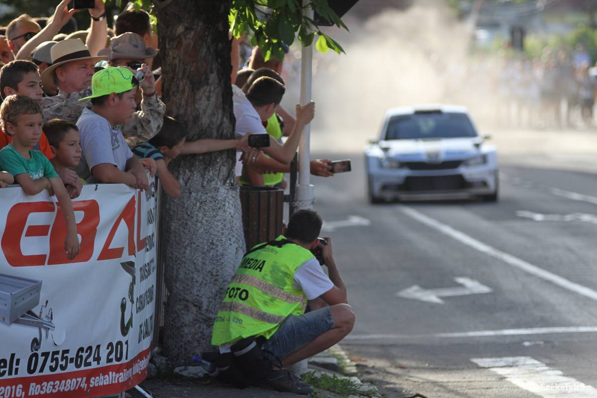 &bullet;  Fotó: Pál Árpád