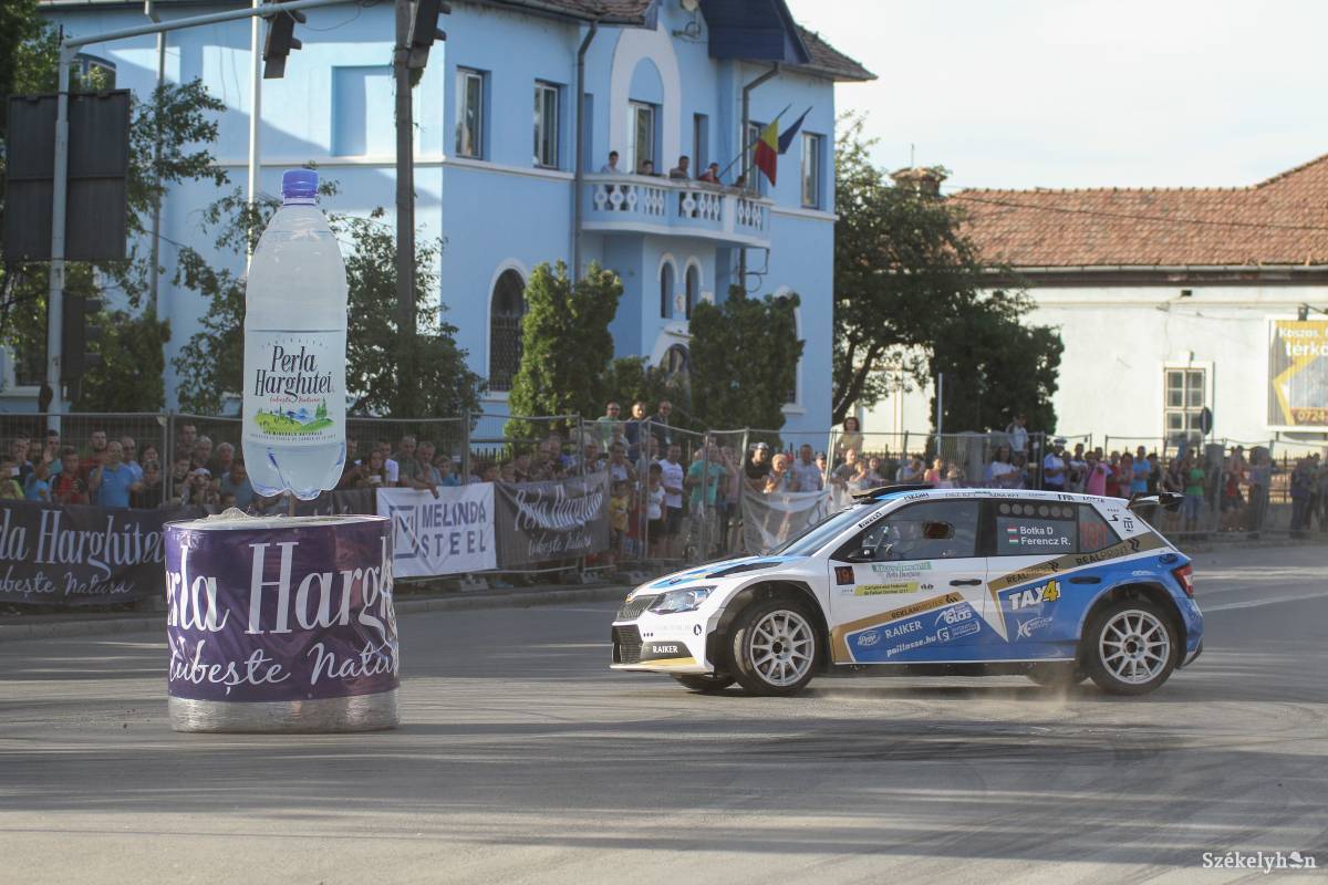 &bullet;  Fotó: Pál Árpád