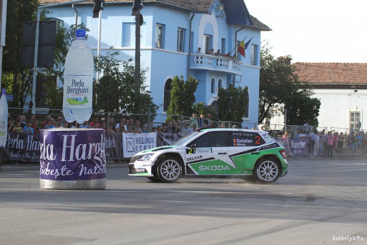 &bullet;  Fotó: Pál Árpád