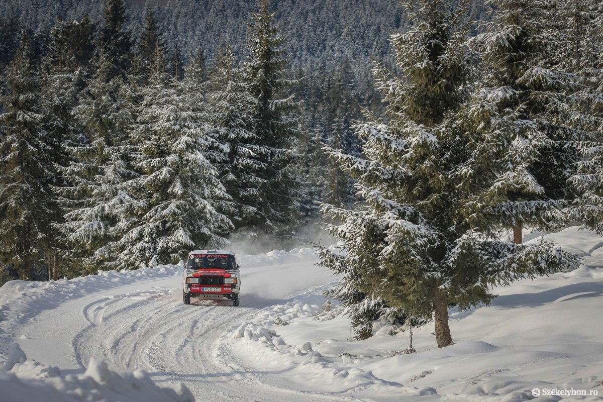 &bullet;  Fotó: RallyPhoto Hunterts