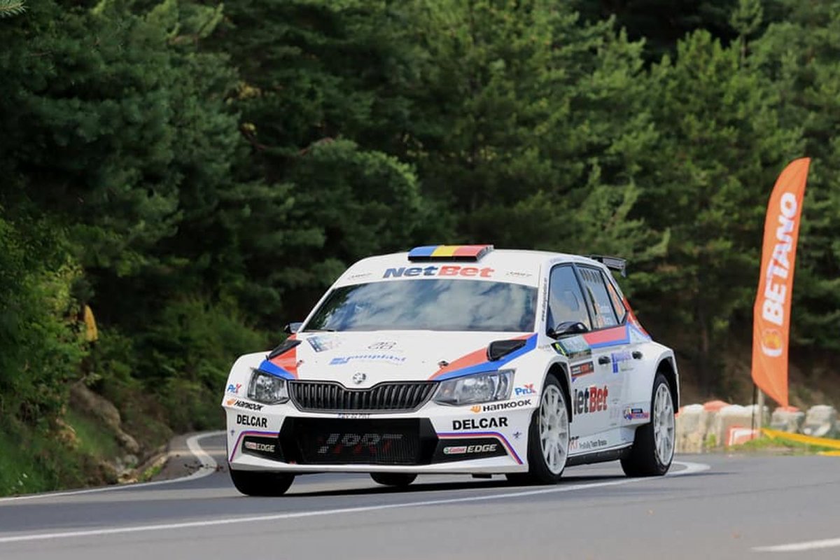 Gîrtofan megnyerte az első gyorsasági szakaszt &bullet;  Fotó: RallyPhoto Hunters