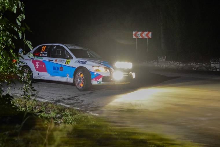 Továbbra is Tempestini diktálja a tempót