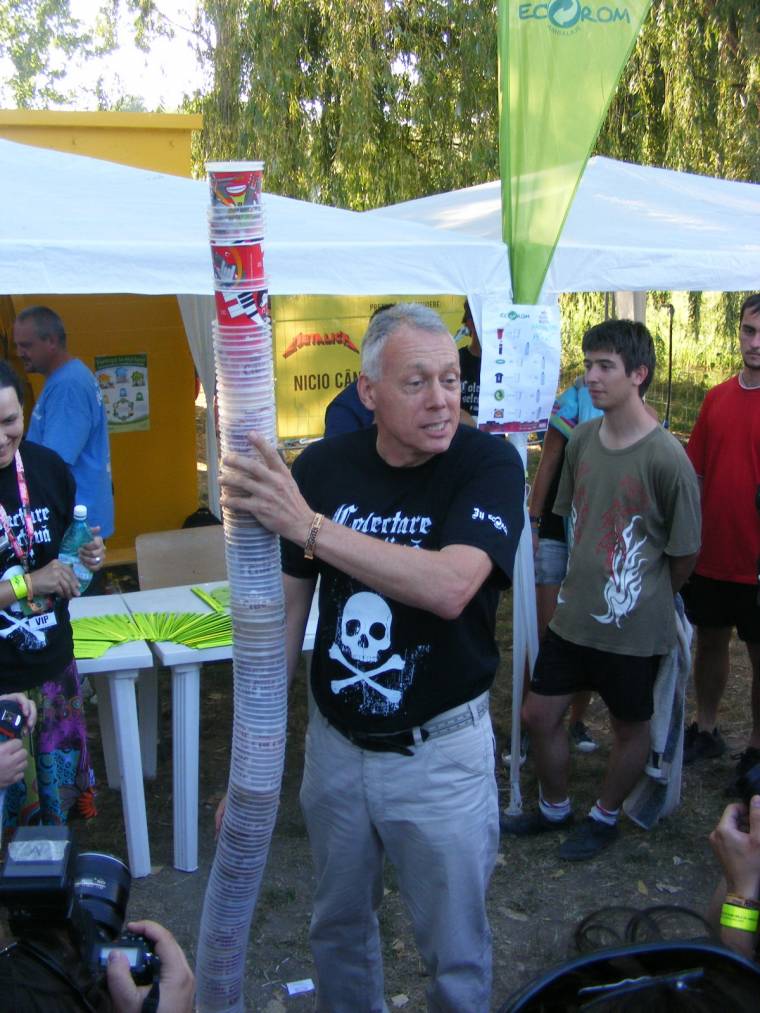 Pohárért puszit – legyen divat!