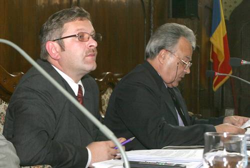 Legalább egy hónapig elmaradt az alelnök leváltása