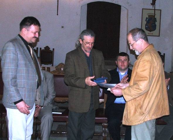 MÚRE: voltunk, vagyunk, leszünk