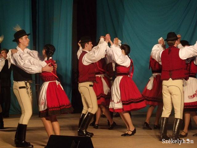 •  Fotó: Gligor Róbert László