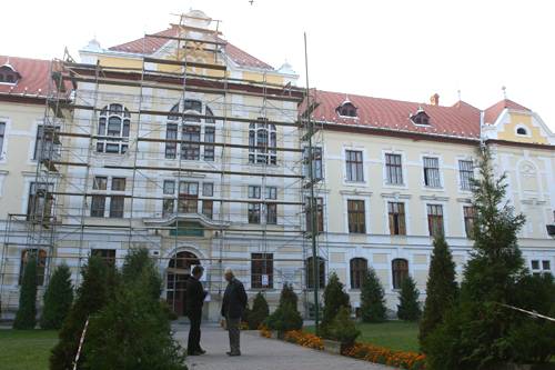 Jegyzőkönyv az eltüntetett Mária-szobor helyén