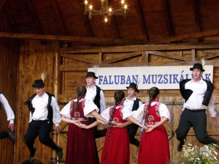 Muzsikáltak a faluban