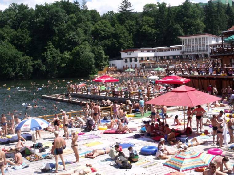 Turistaözön Szovátán