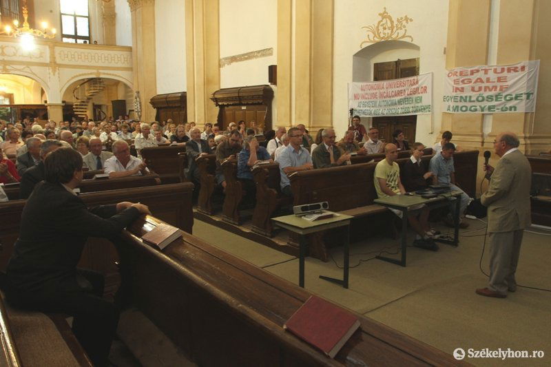 •  Fotó: Boda L. Gergely