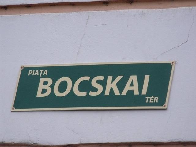 A fejedelem nevét viseli a nyárádszeredai főtér