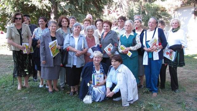 A nyugdíjas pedagógusokat köszöntötték Erdőszentgyörgyön