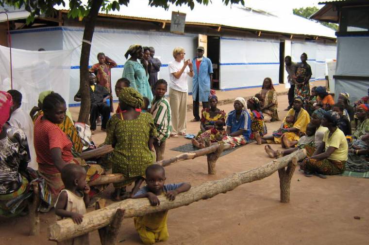 Gyerekek életét mentette Afrikában