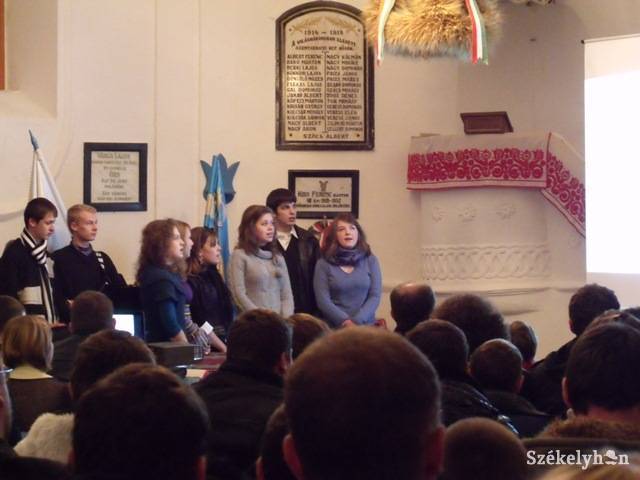 •  Fotó: Gligor Róbert László