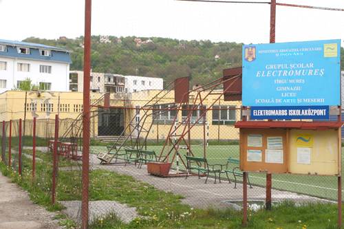 Nem számolják fel az Elektromarost