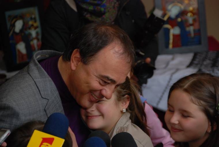 Meseolvasás magyar gyerekek nélkül