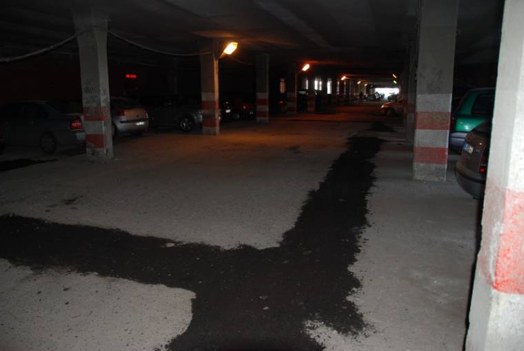 Ideiglenes javítások a Színház téri aluljáróban