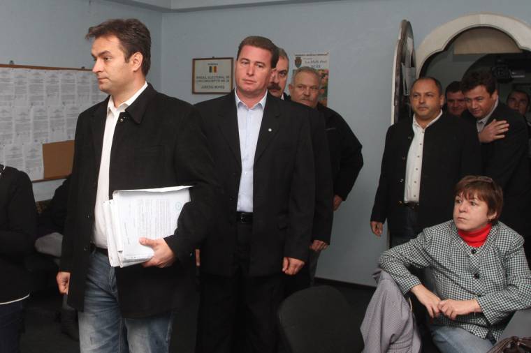 Tisztázódik a néppártos jelölt lakcíme